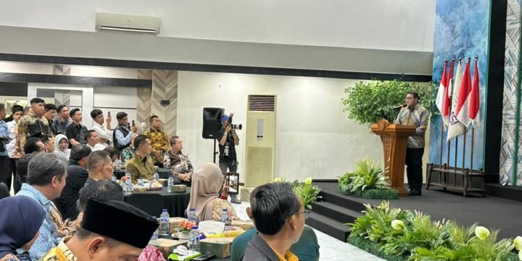 SMSI Anugerahkan Penghargaan kepada 16 Tokoh Nasional dan Daerah Peduli Kemerdekaan Pers