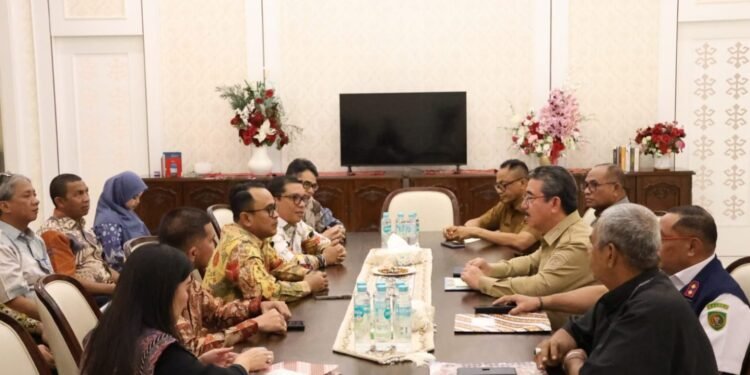 Gubernur Maluku Jajaki Kerja Sama dengan ASDP, Perkuat Konektivitas Laut Antar Pulau